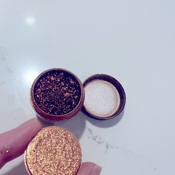 MAC pigments in Cooper Sparkle - larger size !!! - Picture 3 of 6